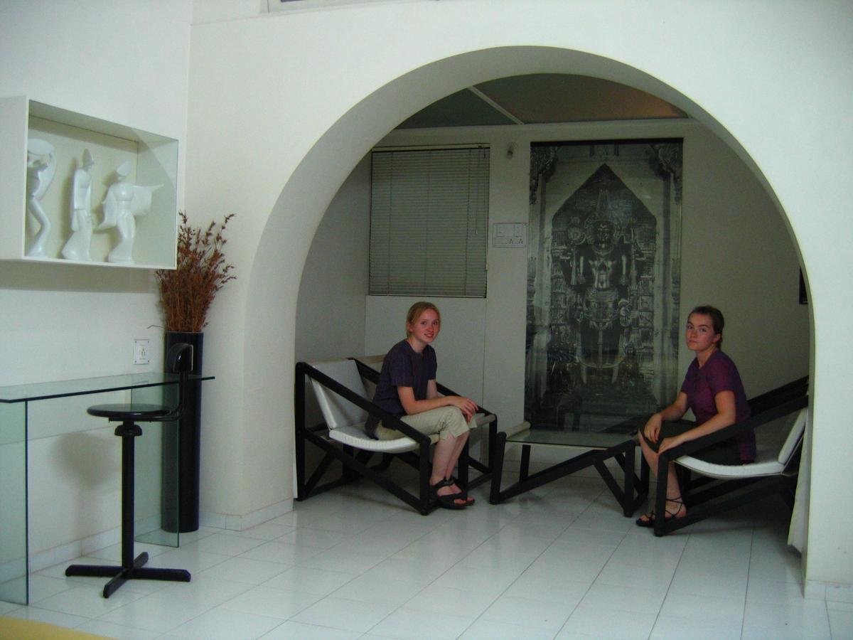Hotel Plaza -Booking For Foreign Tourist- Jalgaon ภายนอก รูปภาพ